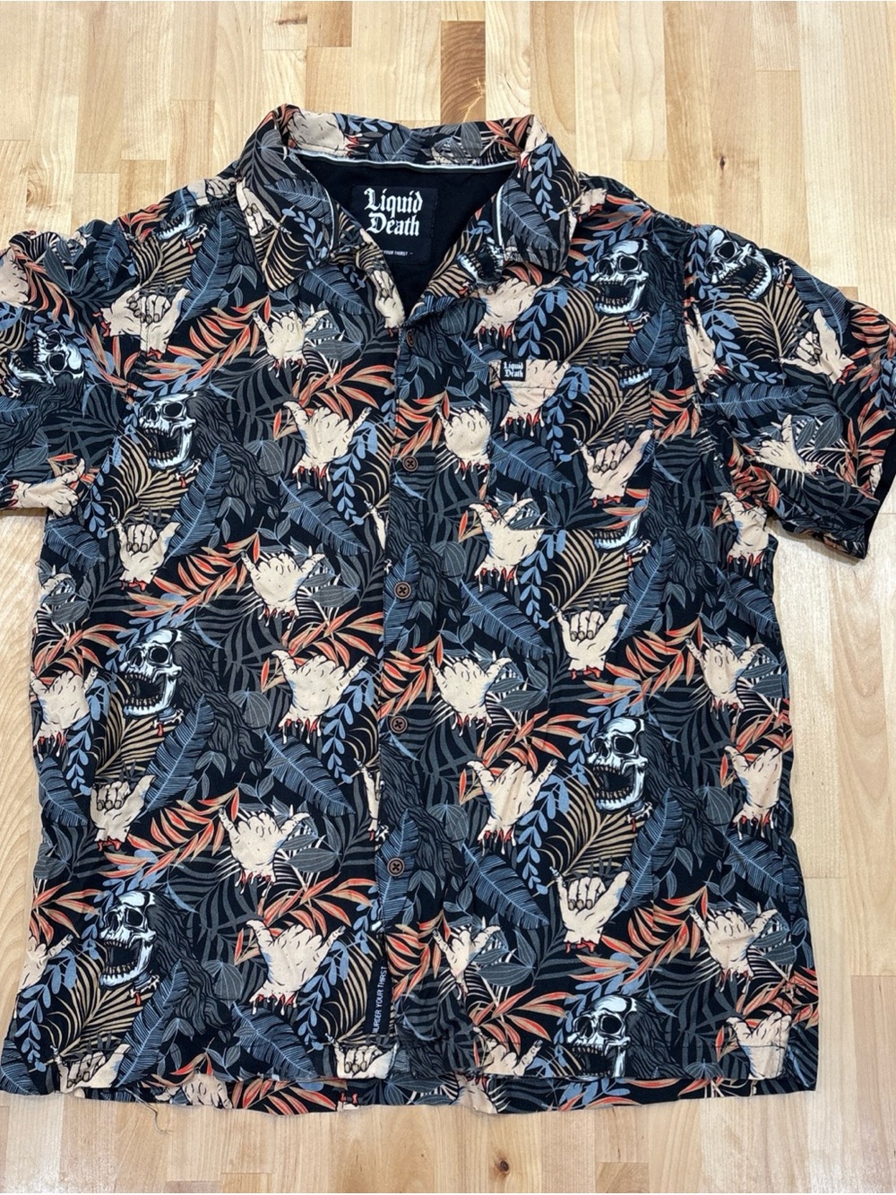 Liquid Death Men`s Floral Skull Button Up Hawaiian Shirt Size M